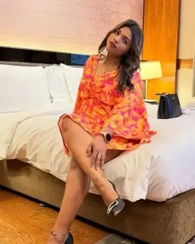 Escorts In Nakhatrana
